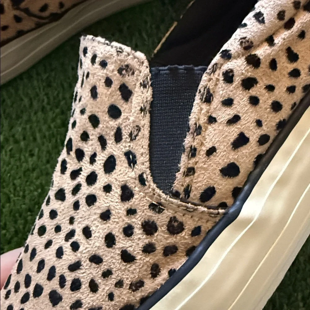 Restricted Tan and Black Leopard Print Slip-On on Loafer Womens 8
